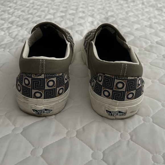 Vans Slip On’s - Picture 4 of 4